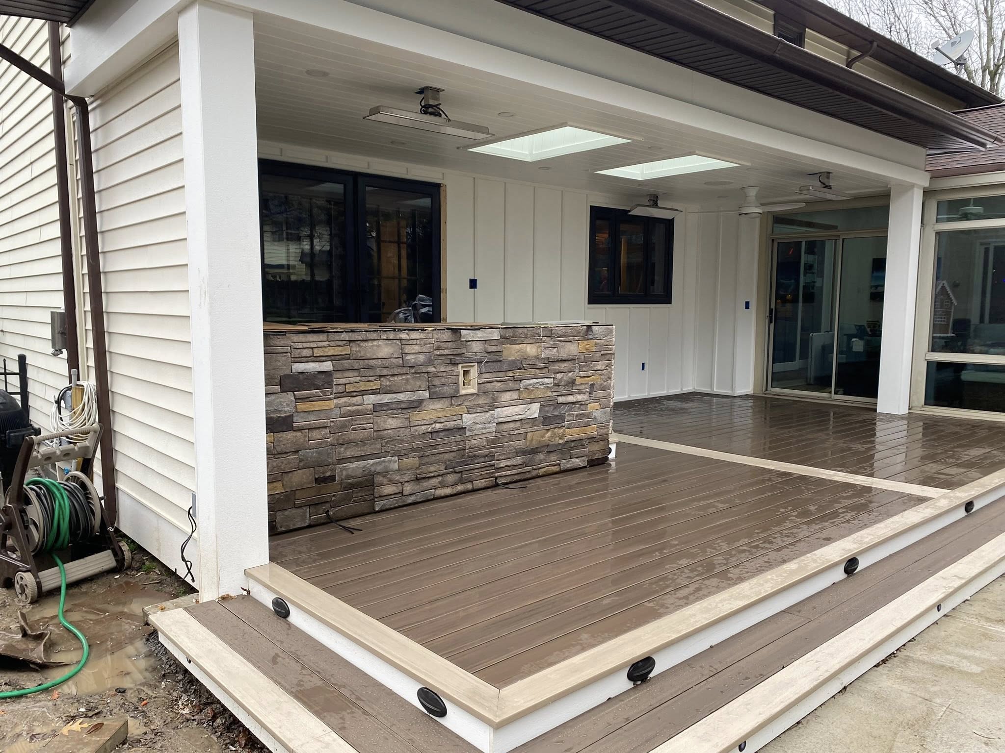 Mulch and Bed Installation